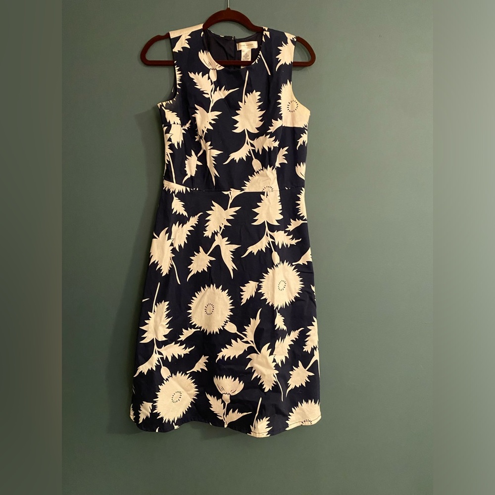 Isaac Mizrahi structured midi dress size 10
